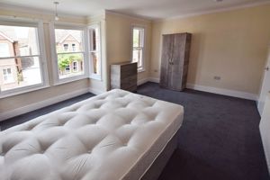 Room 5- click for photo gallery